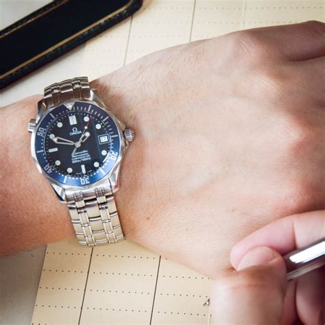 omega seamaster 300 midsize review.